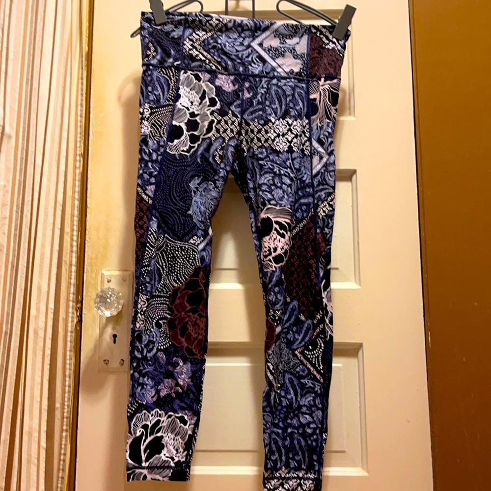 Athleta salutation 7/8 tights